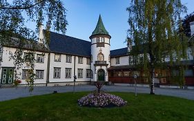 Bårdshaug Herregård